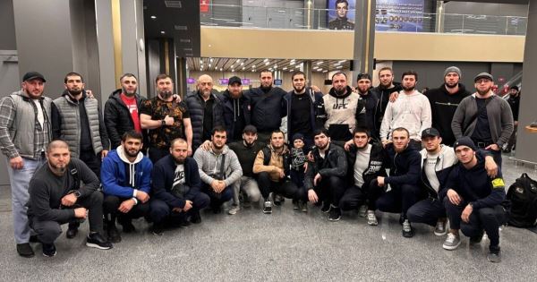 Махачев вылетел из Дагестана в Австралию: до боя с Волкановски 3 недели 